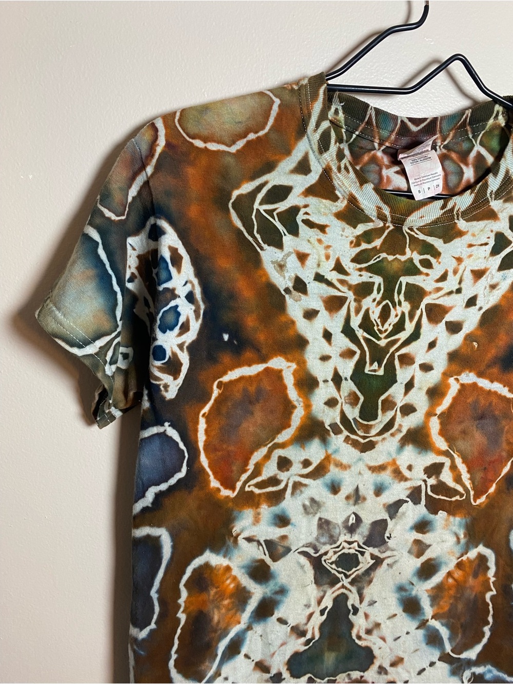 Earth-Tone Tie-Dye Short Sleeve Cotton T-Shirt - Multicolor Small - Picture 2 of 5